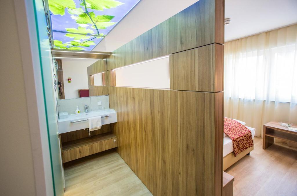 Pfalzhotel Asselheim Chambre photo