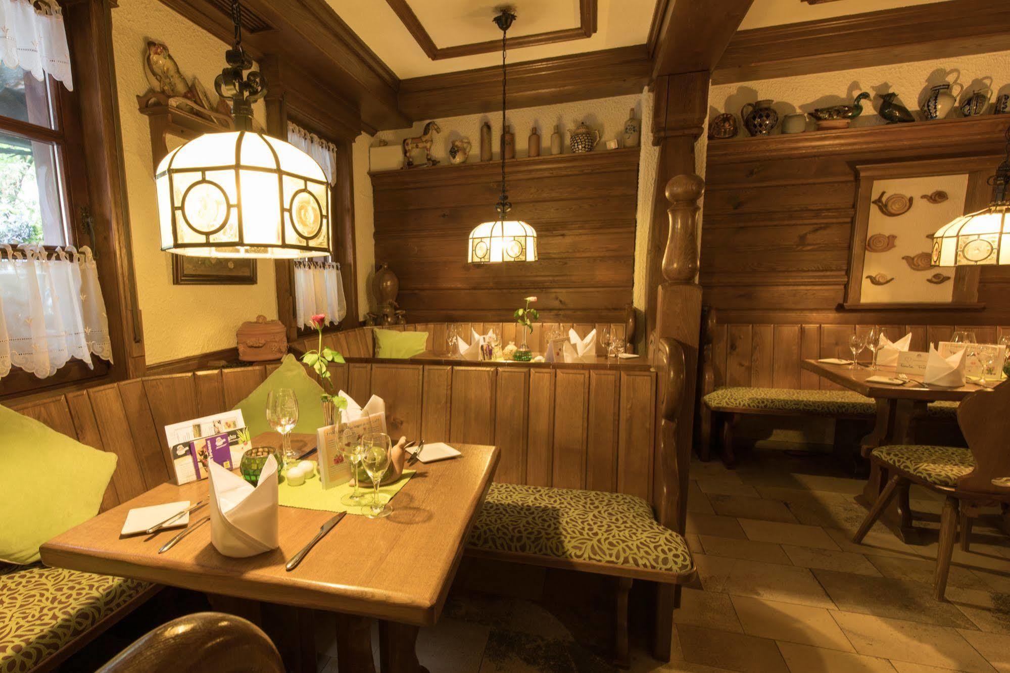 Pfalzhotel Asselheim Extérieur photo